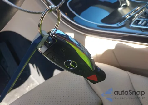 2018 Mercedes-Benz C 300 from USA, damaged, VIN 55SWF4JB7JU206028